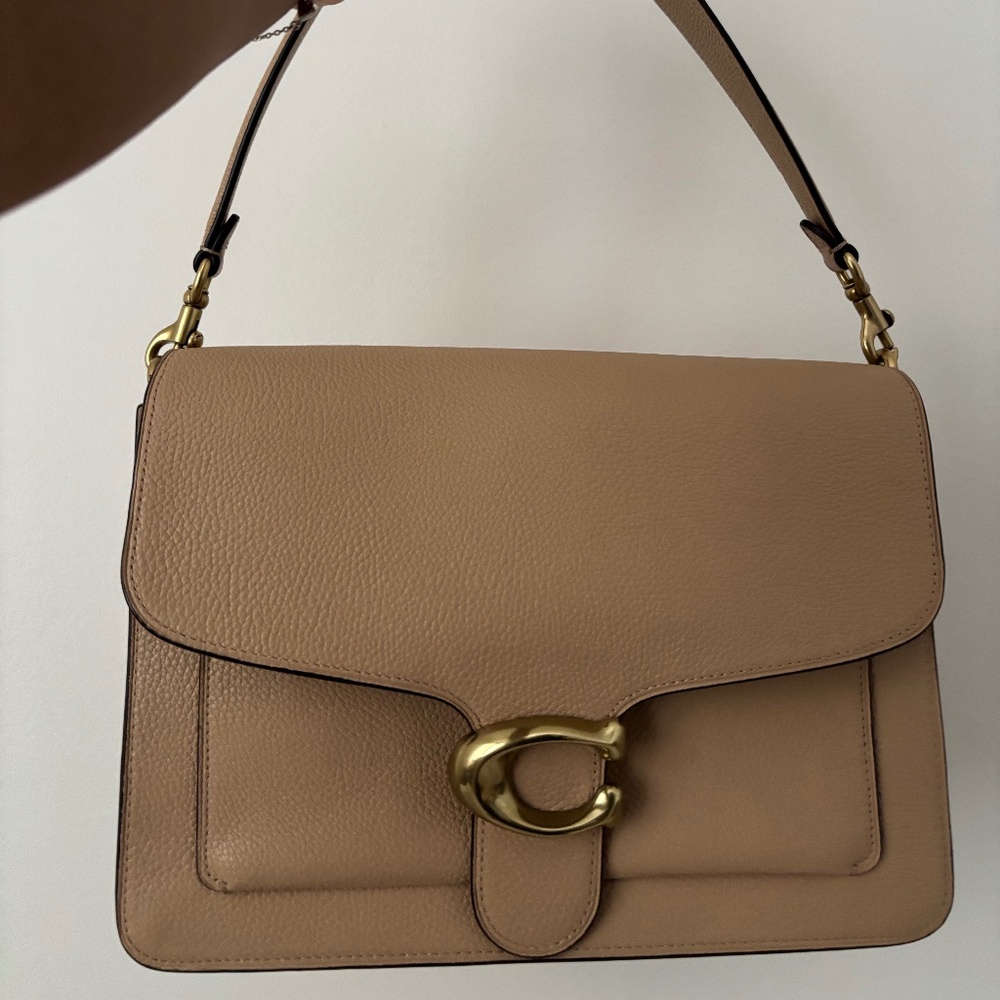Coach Beige/Tan Pebbled Leather Crossbody with Gold 'C' Clasp